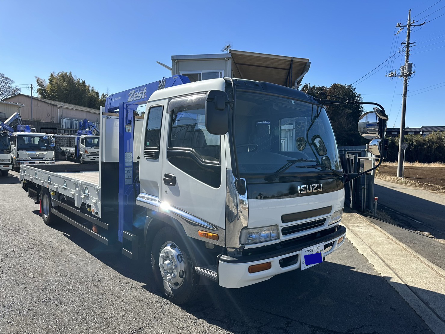 いすゞフォワードセルフクレーン３段